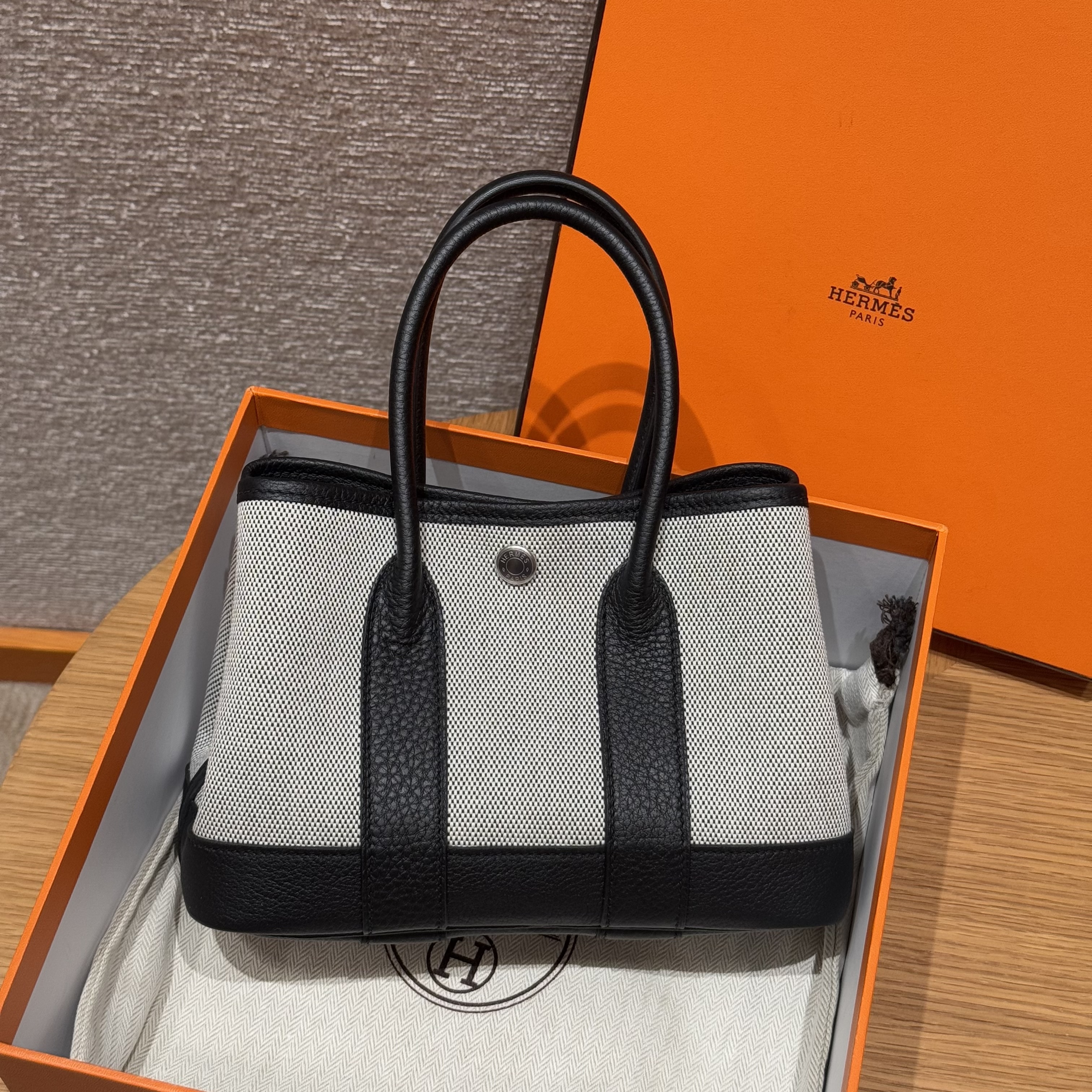 에르메스 Hermes Garden party mini 23cm Canbas and Negonda ecru noir noir