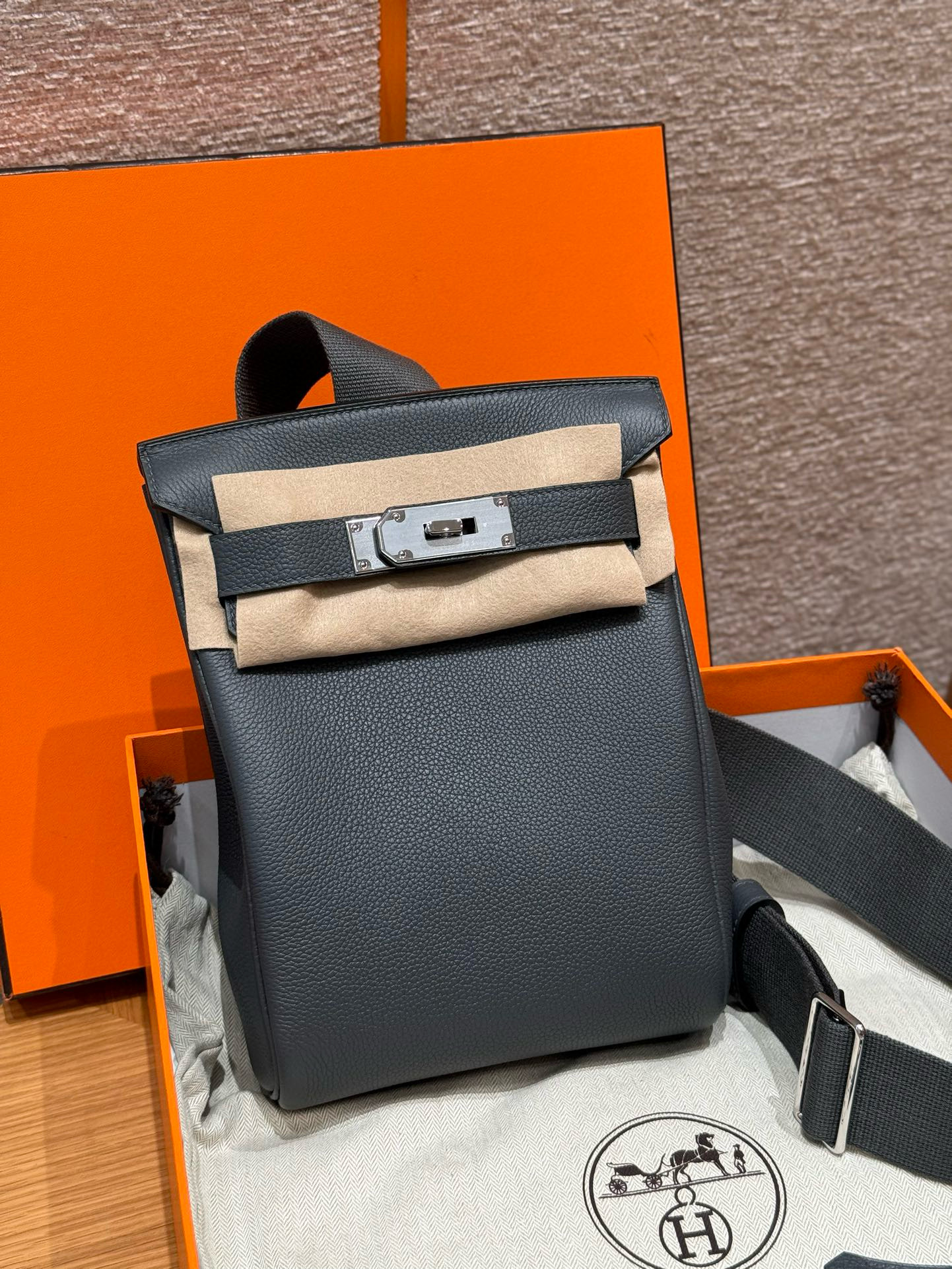 에르메스 Hermes Hac a dos 28cm Togo H0 Girs Misty/silver