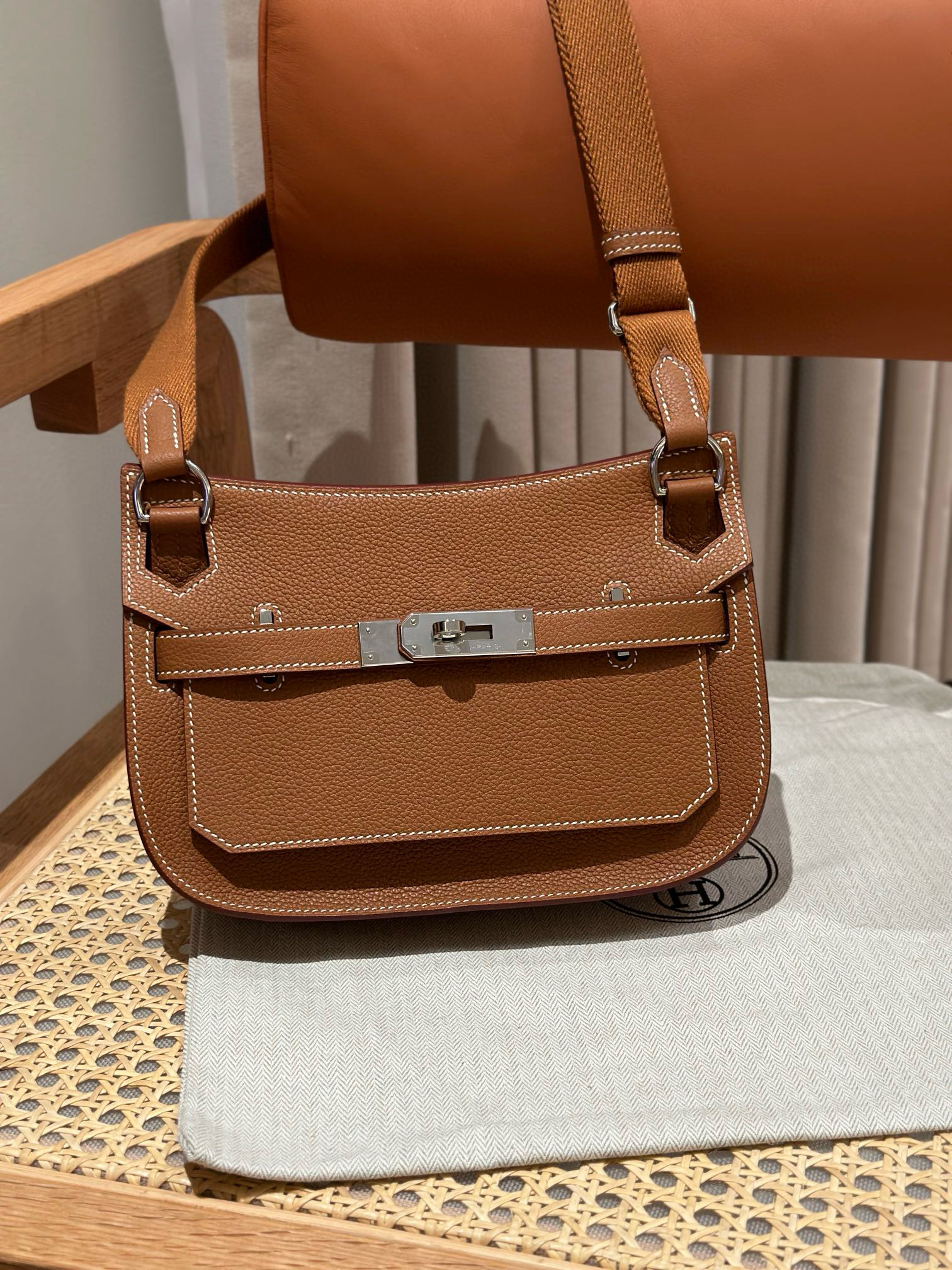 에르메스 Hermes Jypsiere mini 23cm evercolor 37 Gold/silver