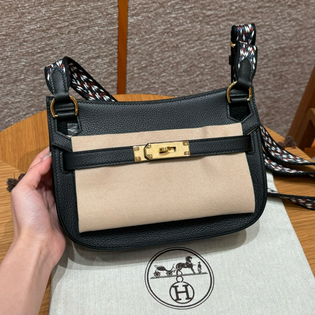 에르메스 Hermes Jypsiere mini 23cm evercolor 89 Noir/gold