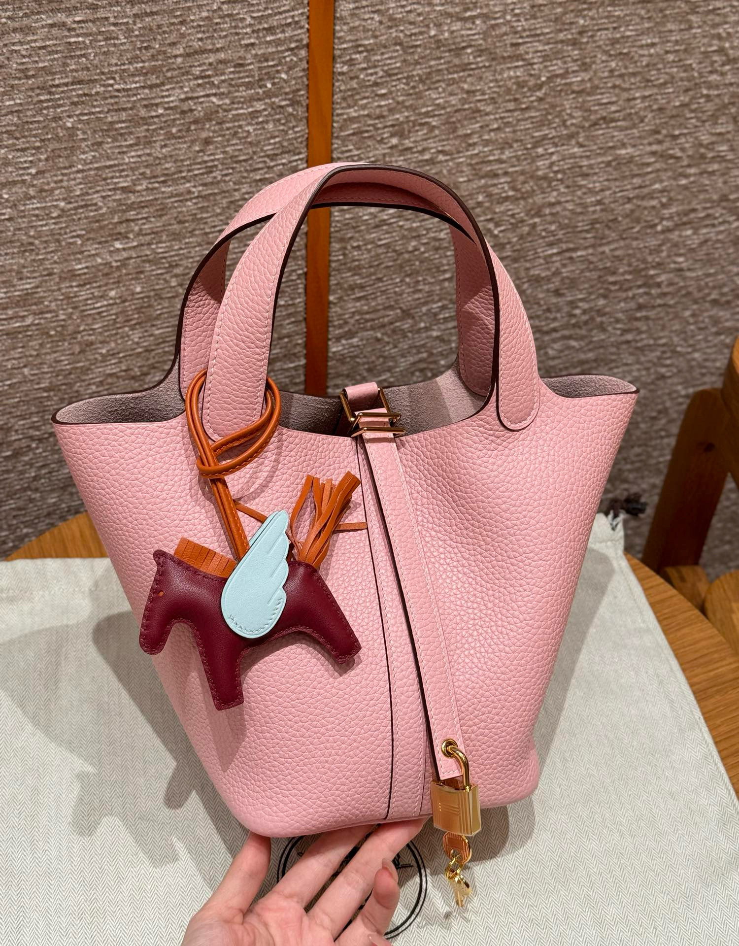 에르메스 Hermes Picotin lock 18cm clemence 3Q Rose sakura/gold