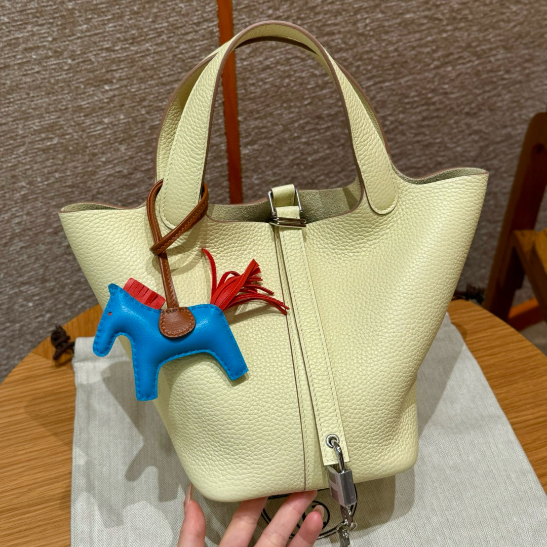 에르메스 Hermes Picotin lock 18cm clemence i8 Jaune Milton/silver