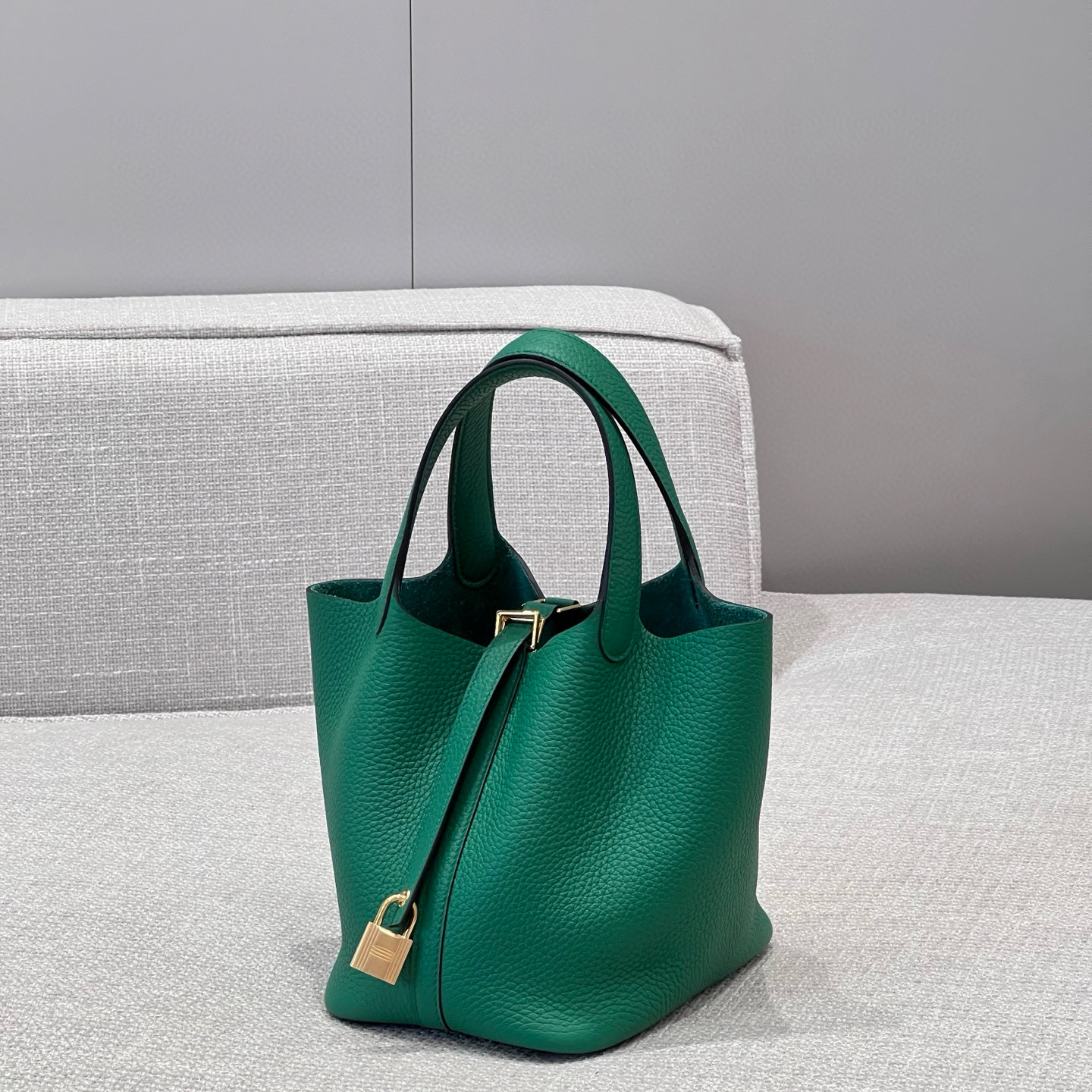 에르메스 Hermes Picotin 18cm TC U4 Vert vertigo/gold