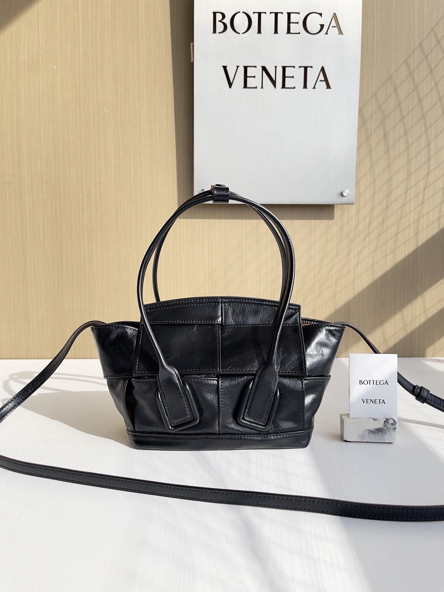 보테가베네타 Bottega Veneta 666873 Arco 17cm