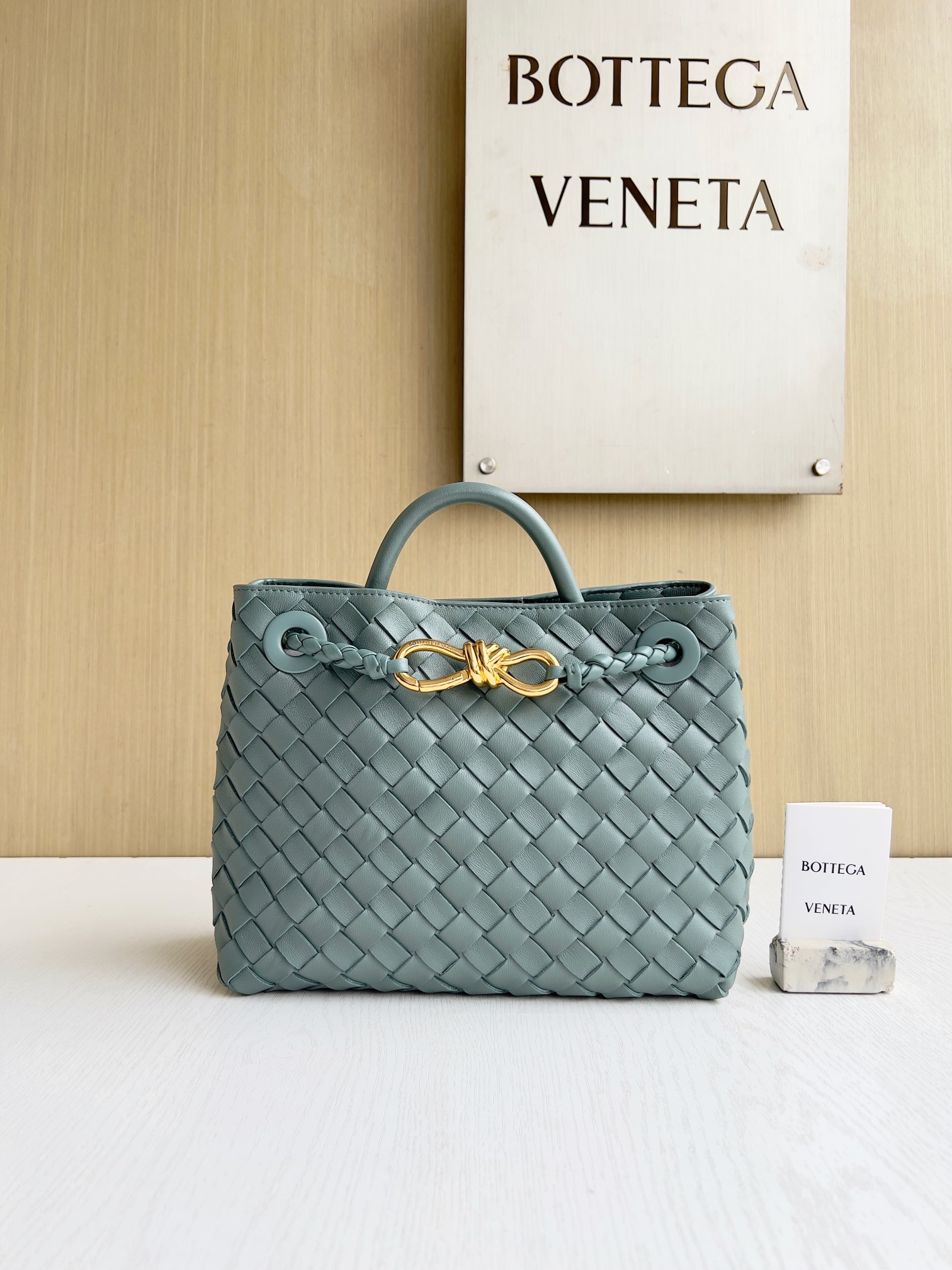보테가 베네타 Bottega Veneta 743568 Andiamo 25cm