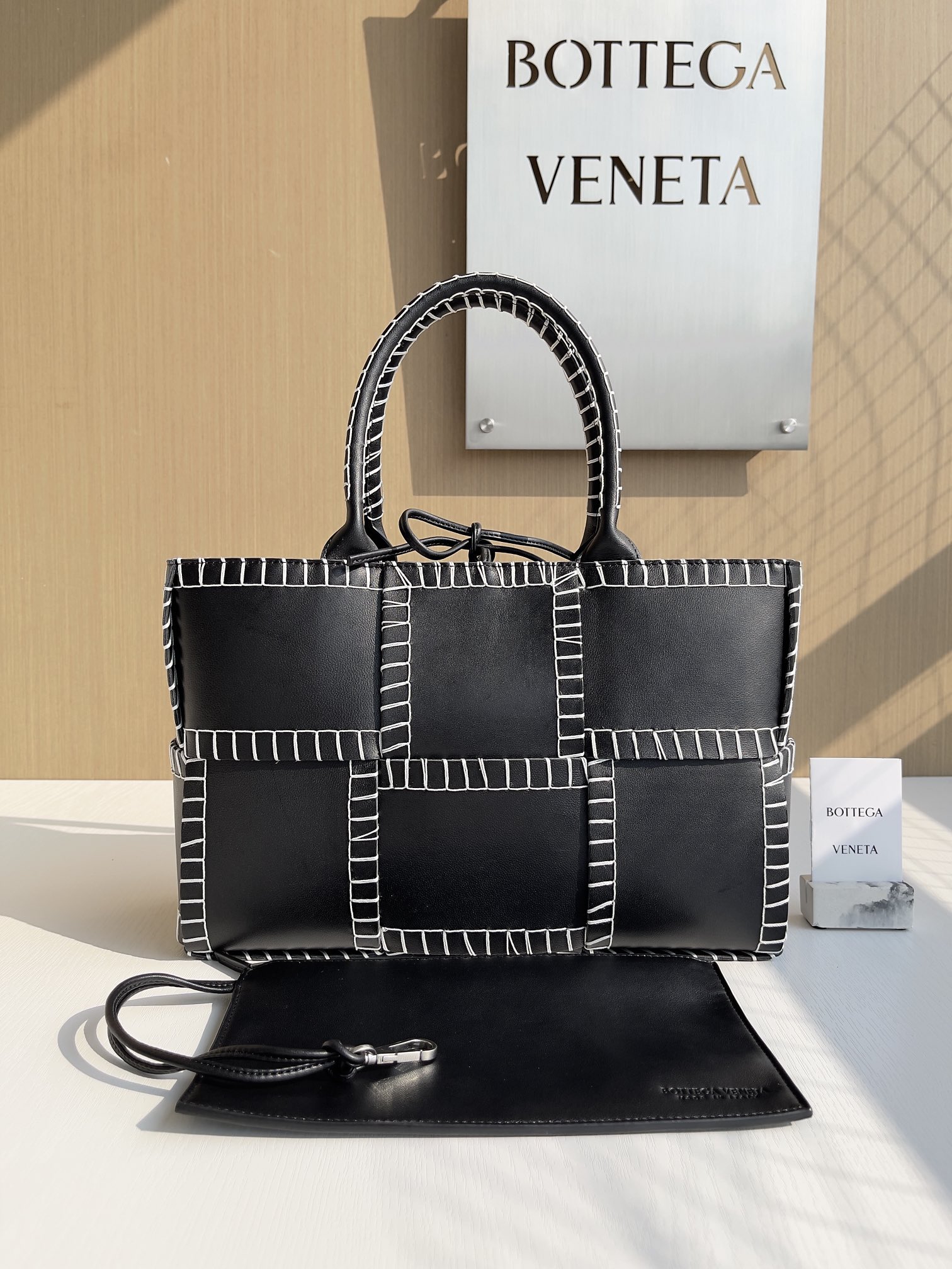 보테가 베네타 Bottega Veneta 652867 Mini Arco Tote 30cm