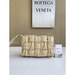 보테가베네타 Bottega Veneta 717089 Cassette 25CM