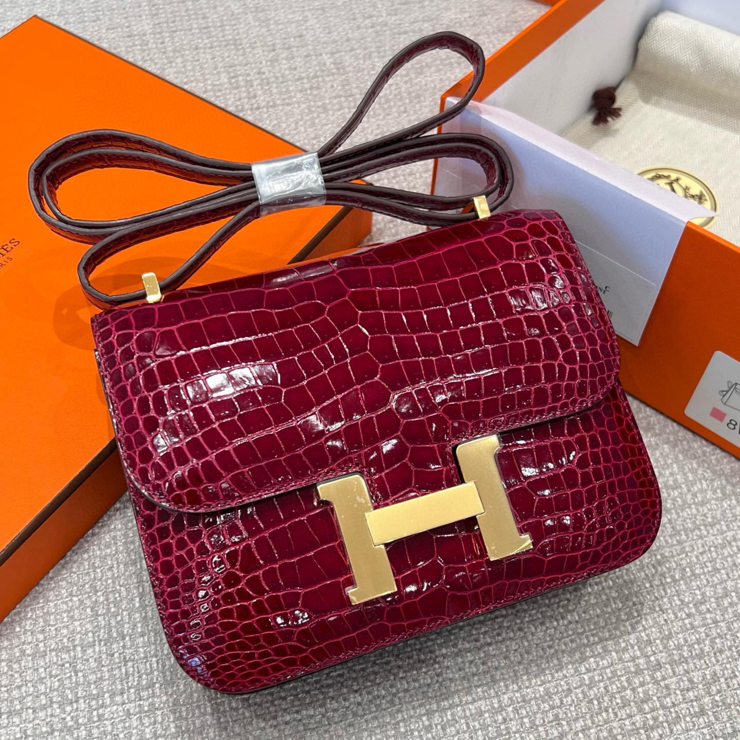 에르메스 Hermes Constance 19cm France Hcp Porosus crocodile 57 Bordeaux/gold
