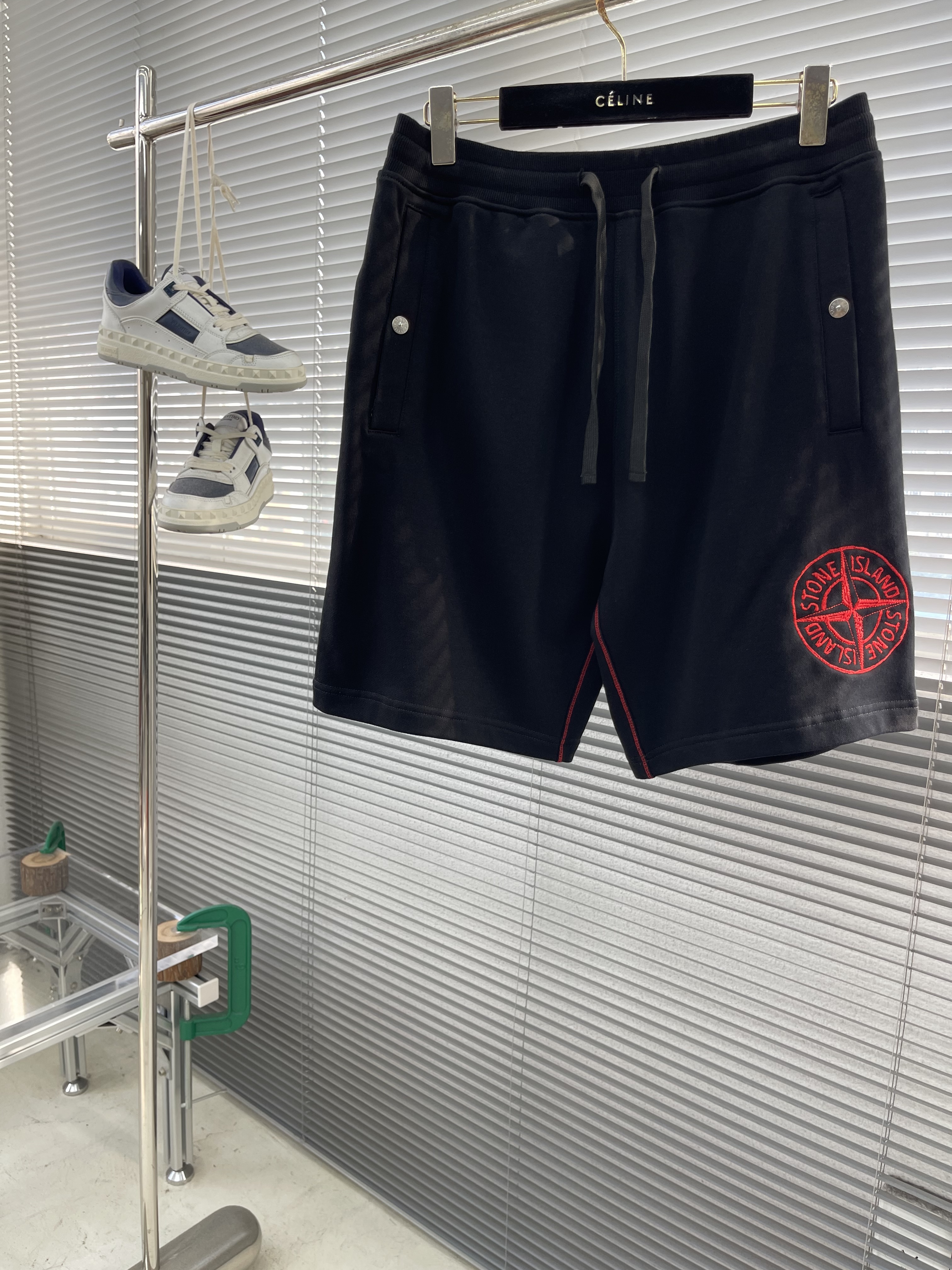 스톤아일랜드 Stone Island 반바지