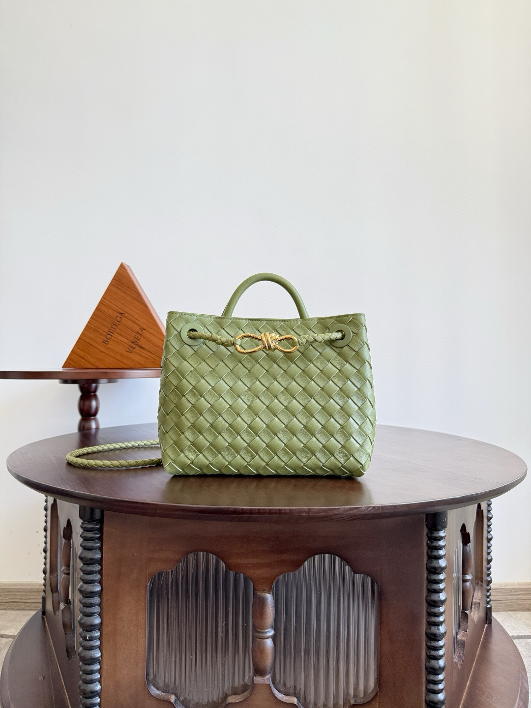 보테가 베네타 Bottega Veneta 743568 Andiamo 25cm