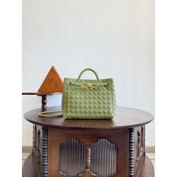 보테가 베네타 Bottega Veneta 743568 Andiamo 28cm