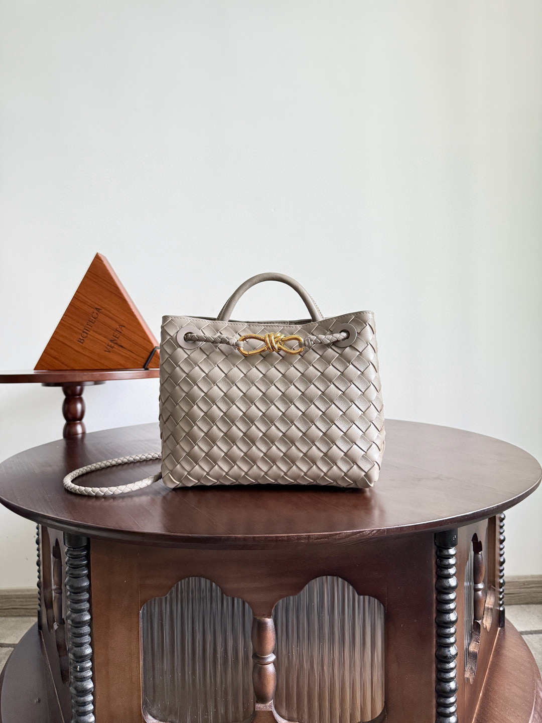 보테가 베네타 Bottega Veneta 743568 Andiamo 25cm