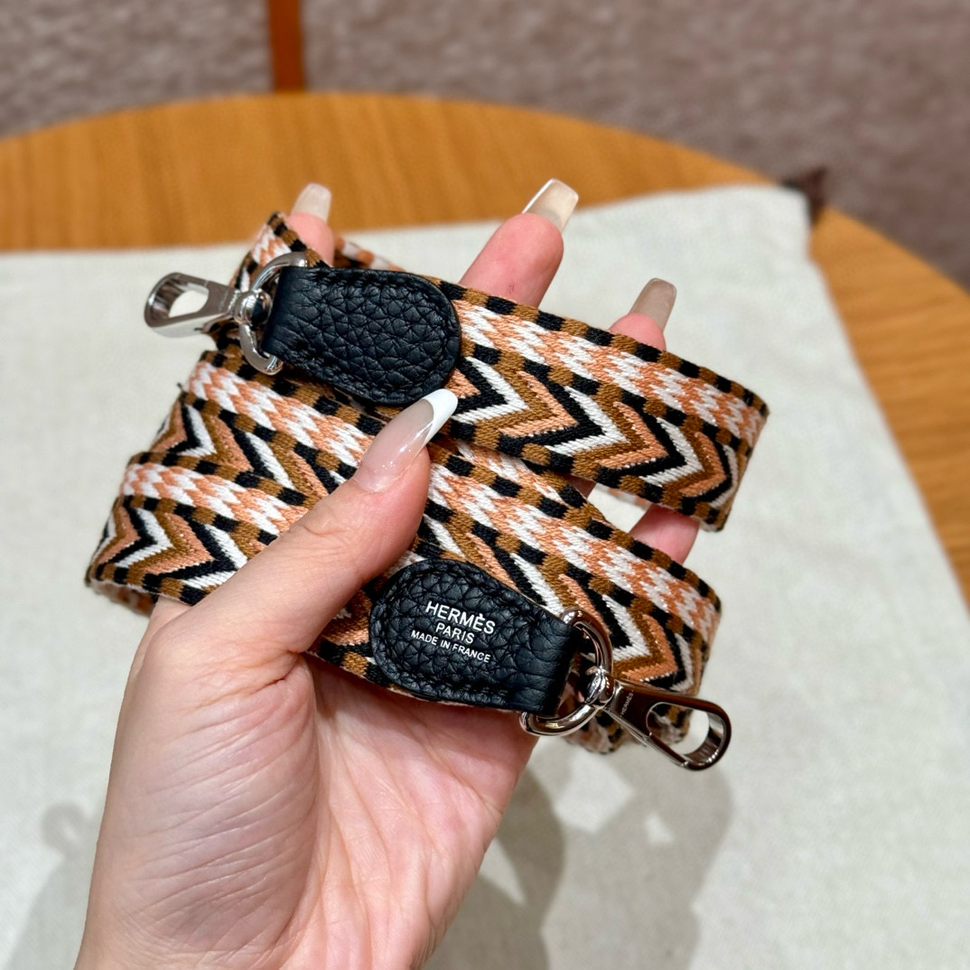 에르메스 Hermes Evelyne strap