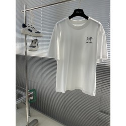 아크테릭스 ARC'TERYX 반팔 티셔츠