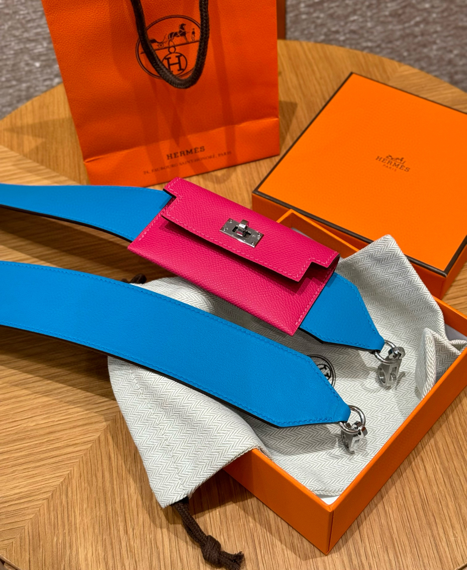 에르메스 Hermes Kelly Pocket strap Epsom and Swift Blue frida and Rose Mexico/silver