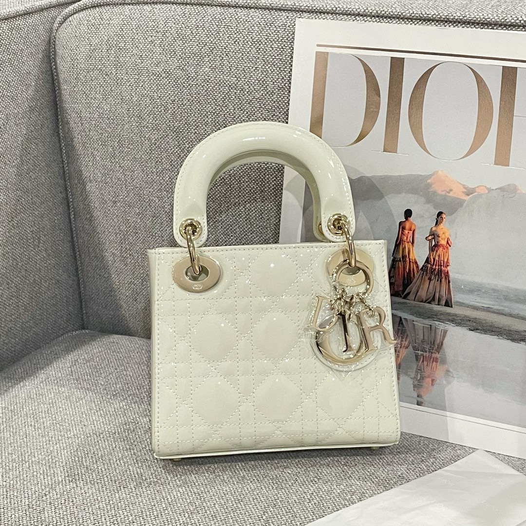 디올 Dior Mini Lady Dior Bag Beige 17cm