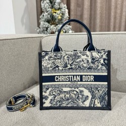 디올 Dior Small Dior Book Tote Blue Reverse 26.5cm