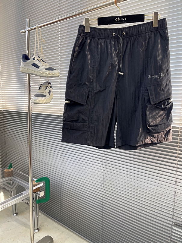디올 Dior 반바지