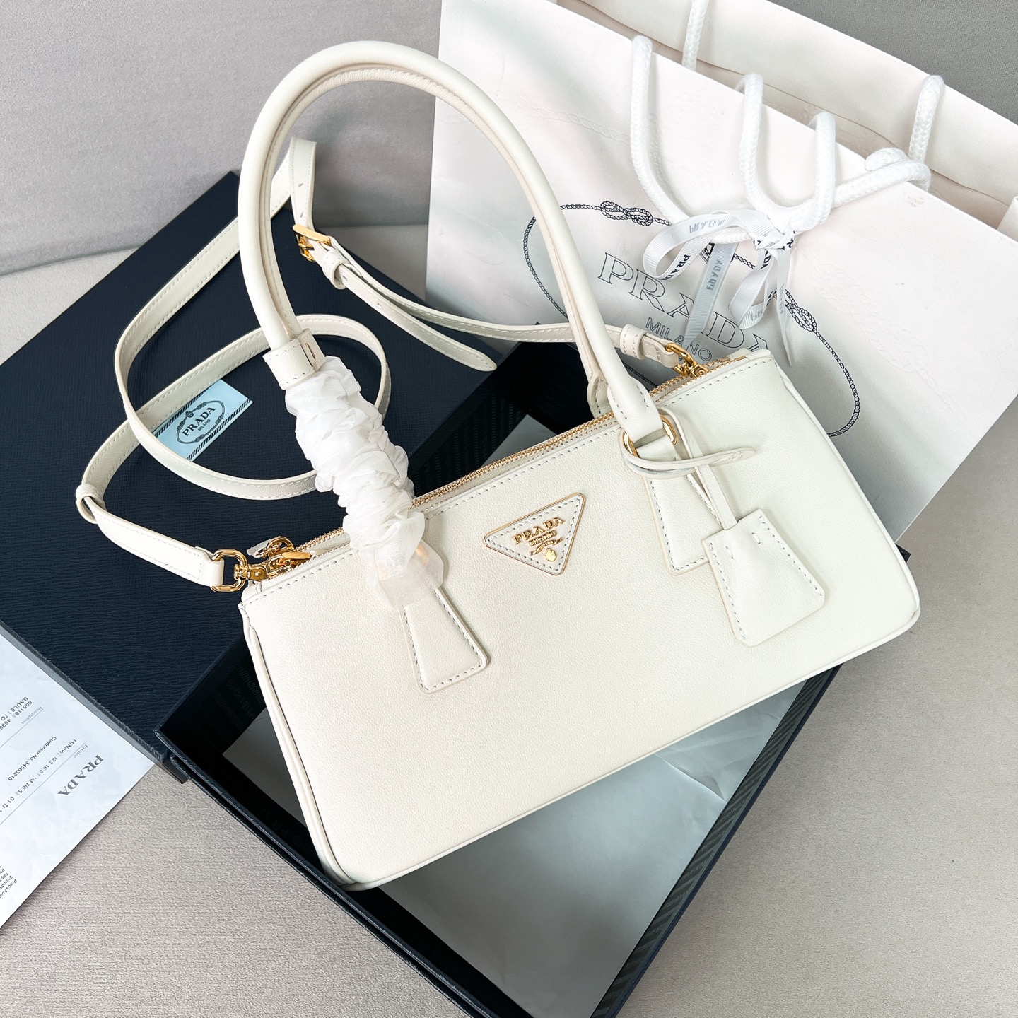 프라다 Prada 1BA457 미디엄  갤러리아 가죽 백