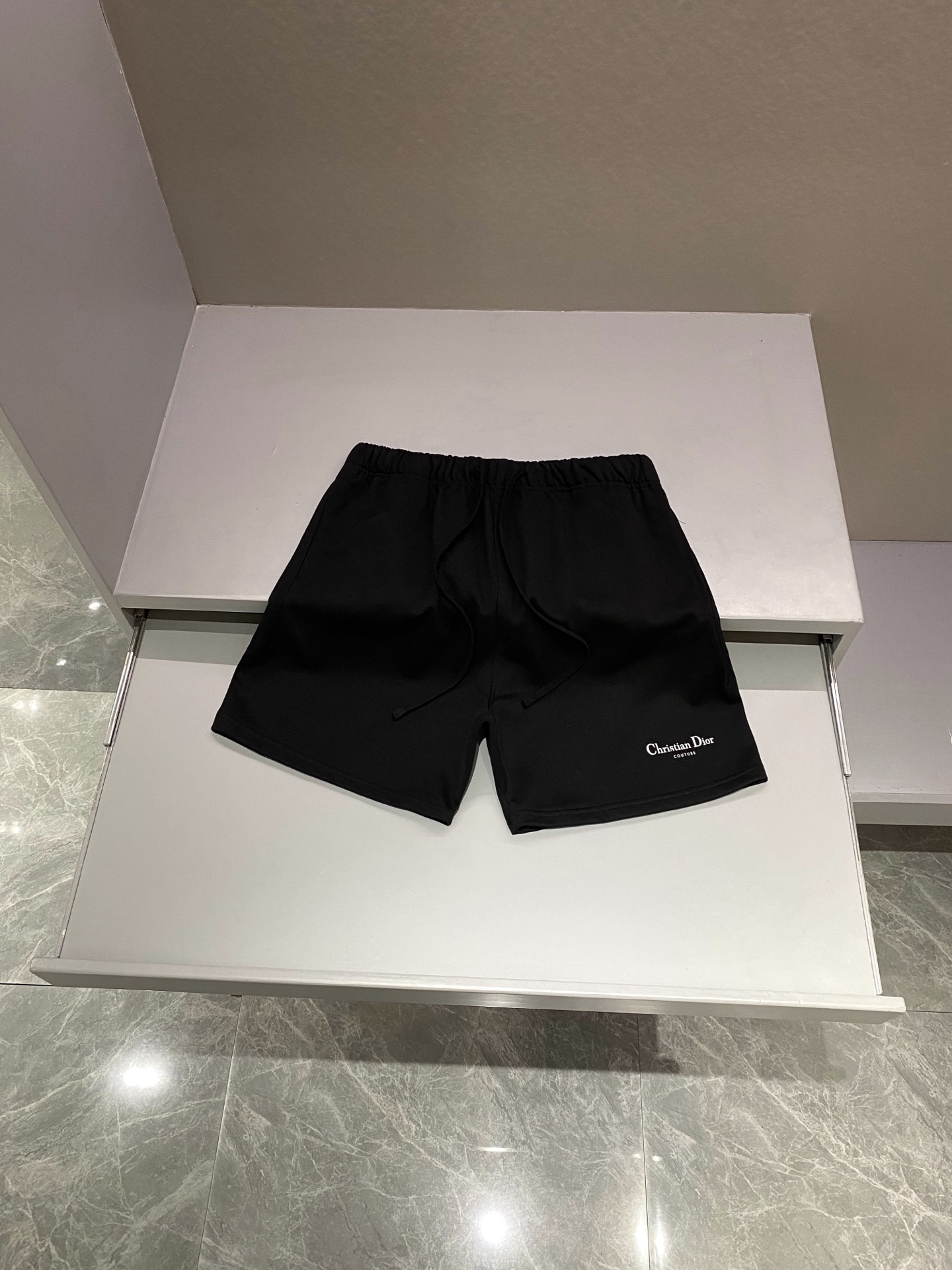 디올 Dior 반바지