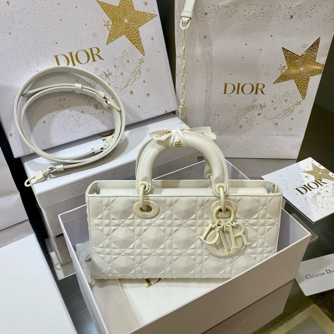 디올 Dior Medium Lady D-Joy Bag White 26cm
