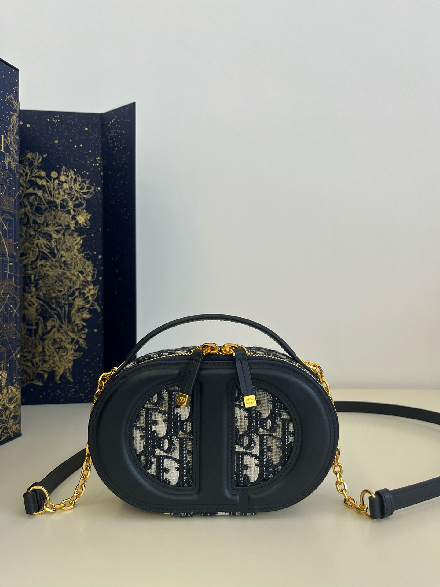 디올 Dior CD Signature Oval Camera Bag Oblique Jacquard Blue  18cm