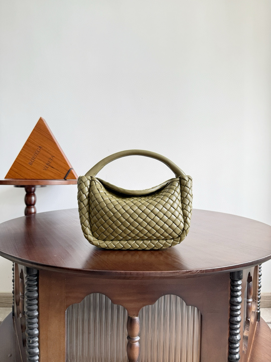 보테가베네타 Bottega Veneta 805739 Cobble 23CM