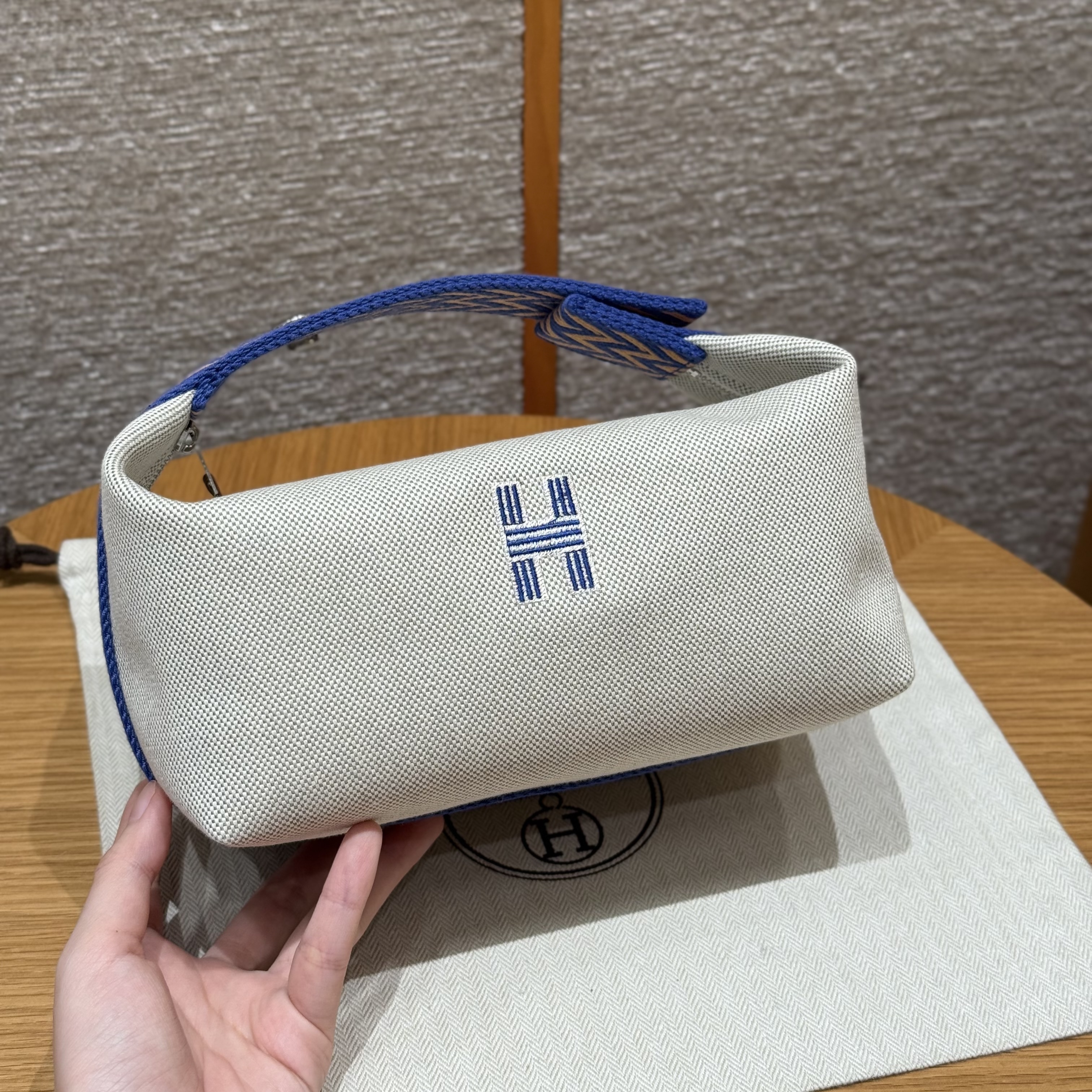 에르메스 Hermes Bride-a-Brac 21cm all- cotton 7T Blue electric/silver