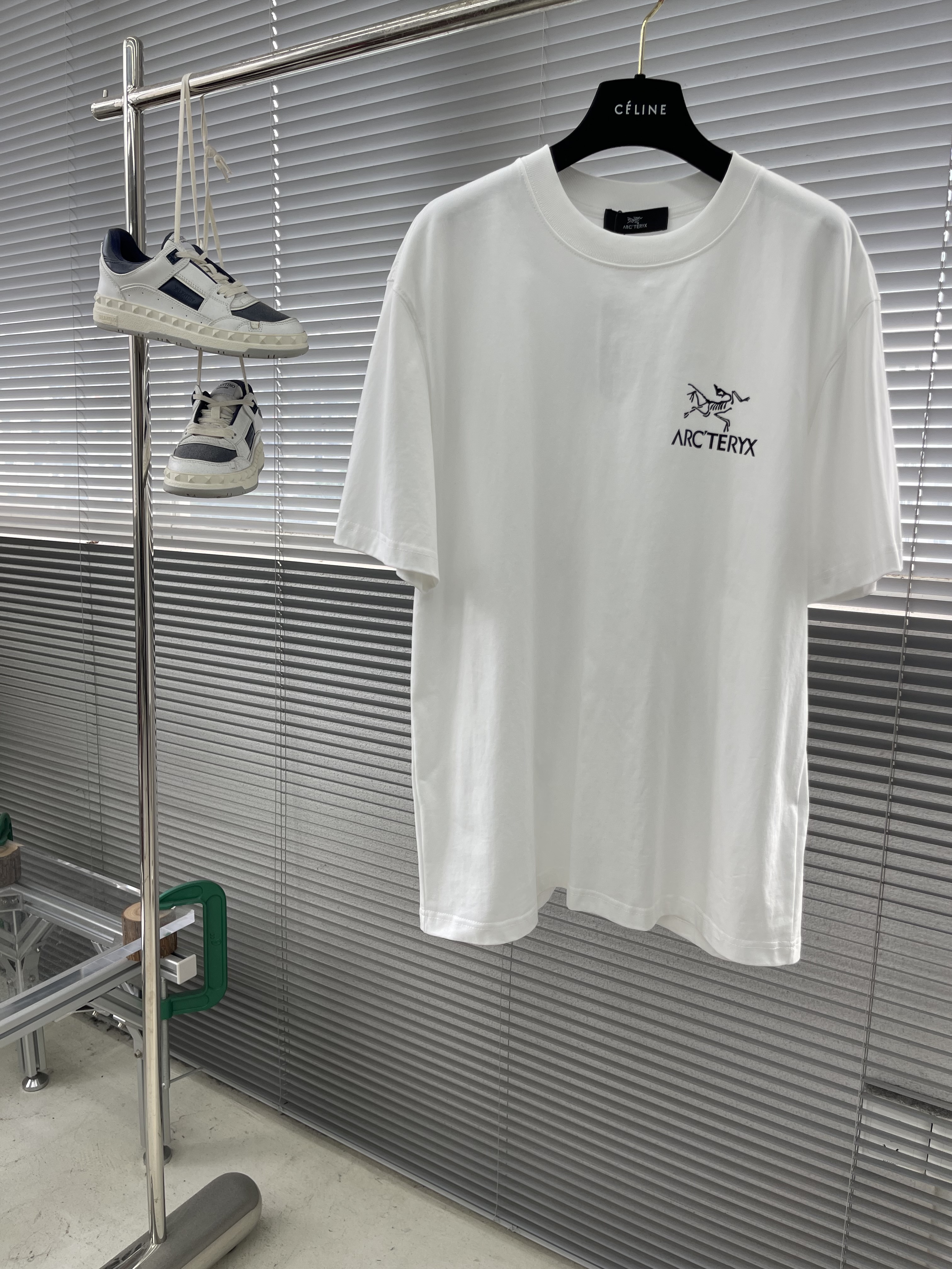 아크테릭스 ARC'TERYX 반팔 티셔츠