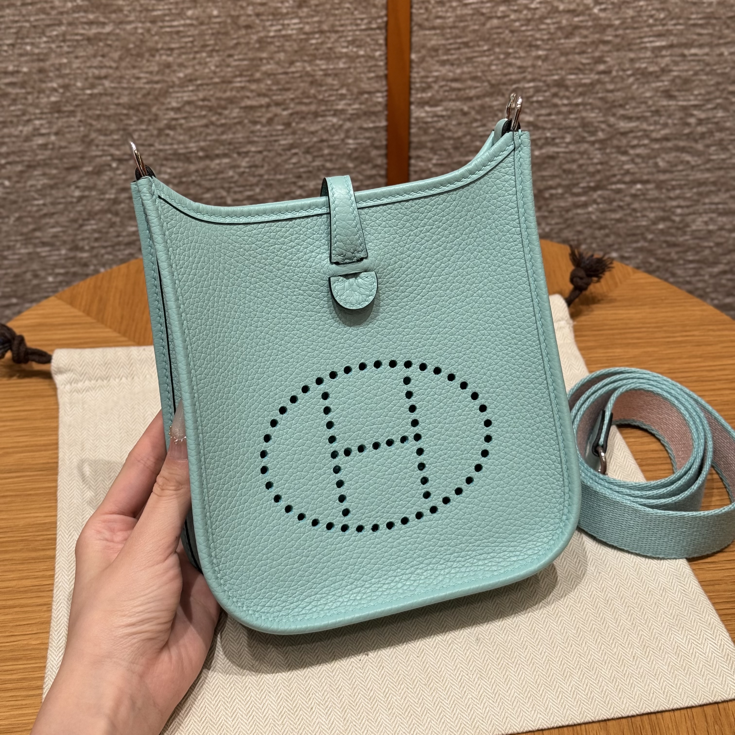에르메스 Hermes Mini Evelyne 16cm clemence 3P Blue Atoll/silver