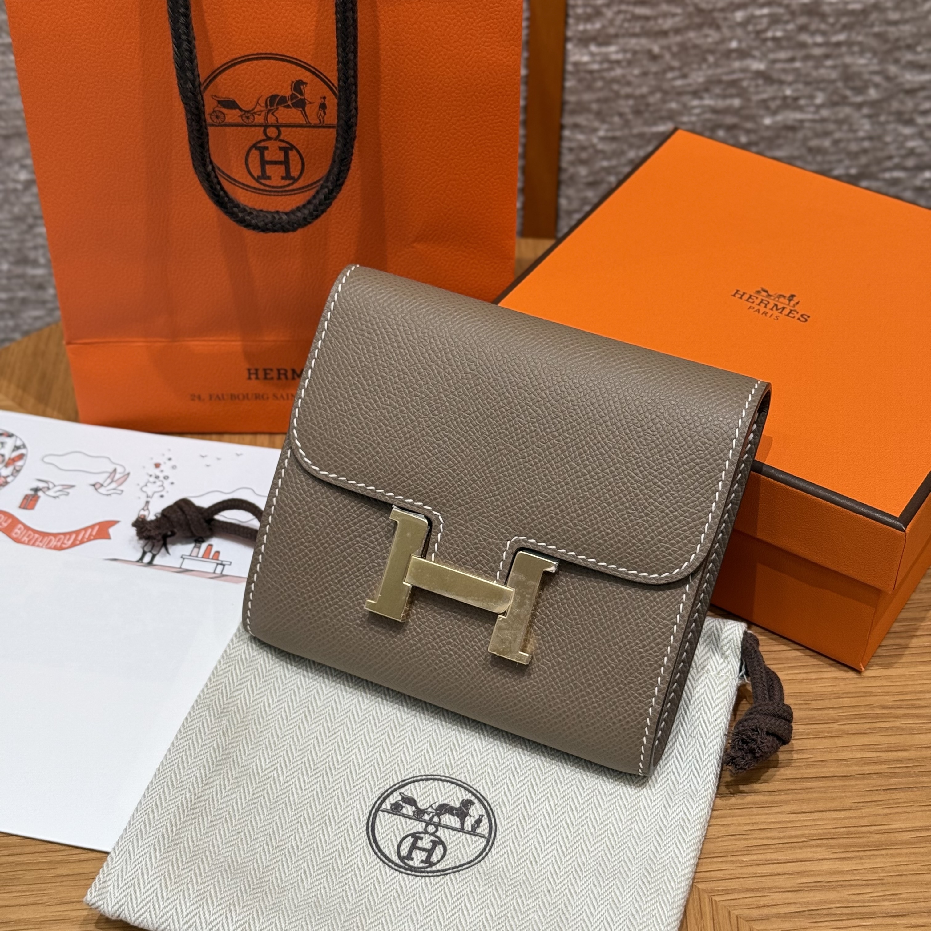 에르메스 Hermes Constance Wallet 13cm Epsom 18 Etoupe/gold