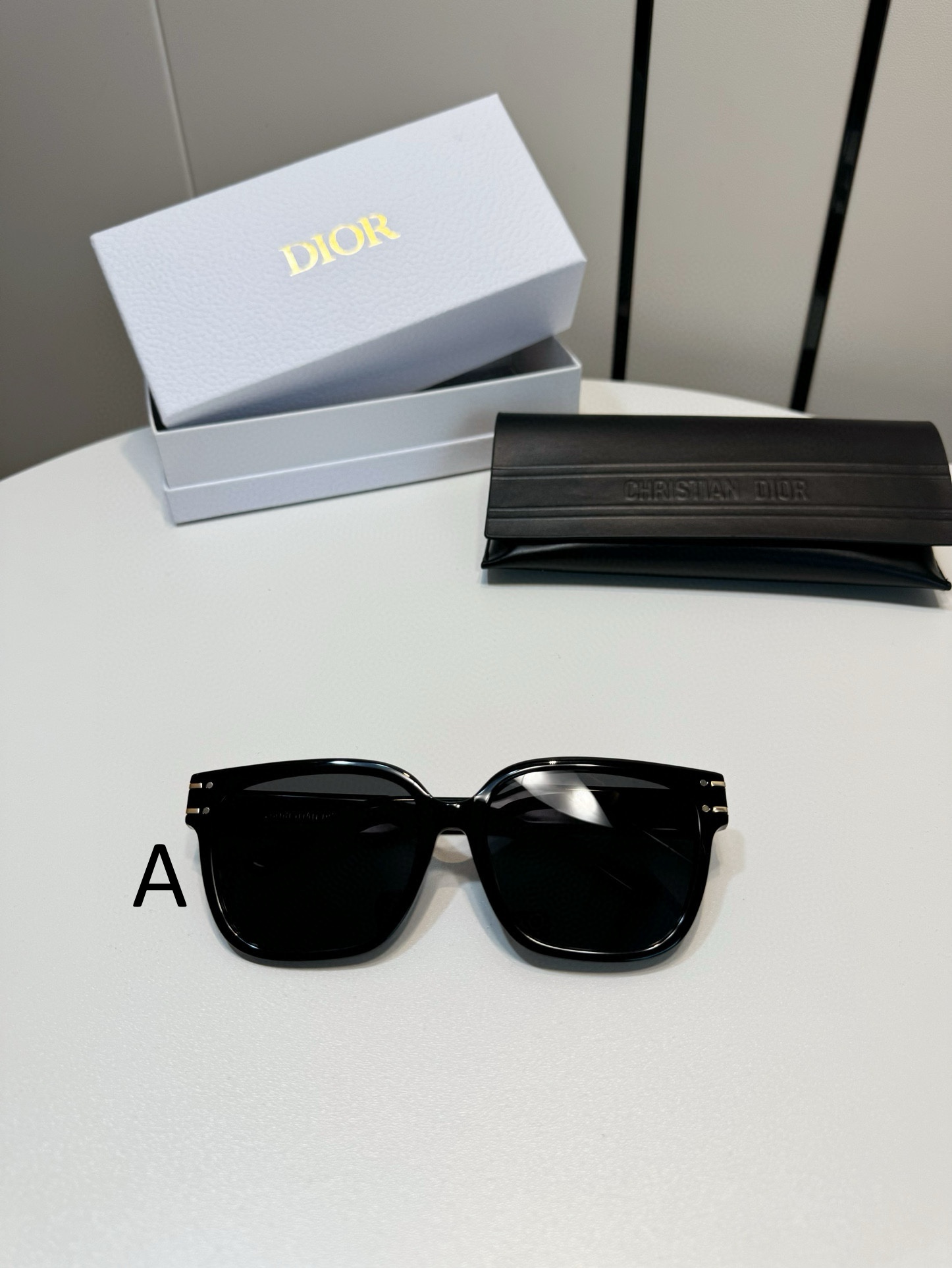 디올 Dior Christian Dior Paris 58-18-145