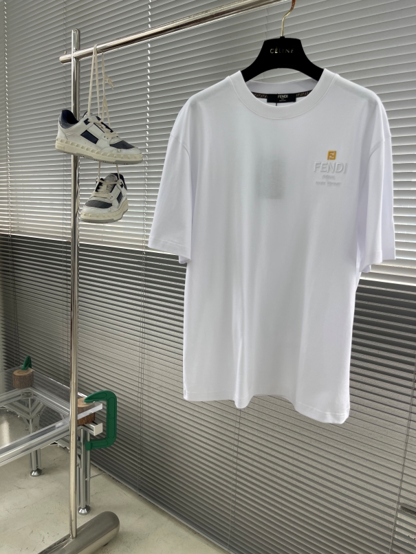 펜디 FENDI 반팔 티셔츠