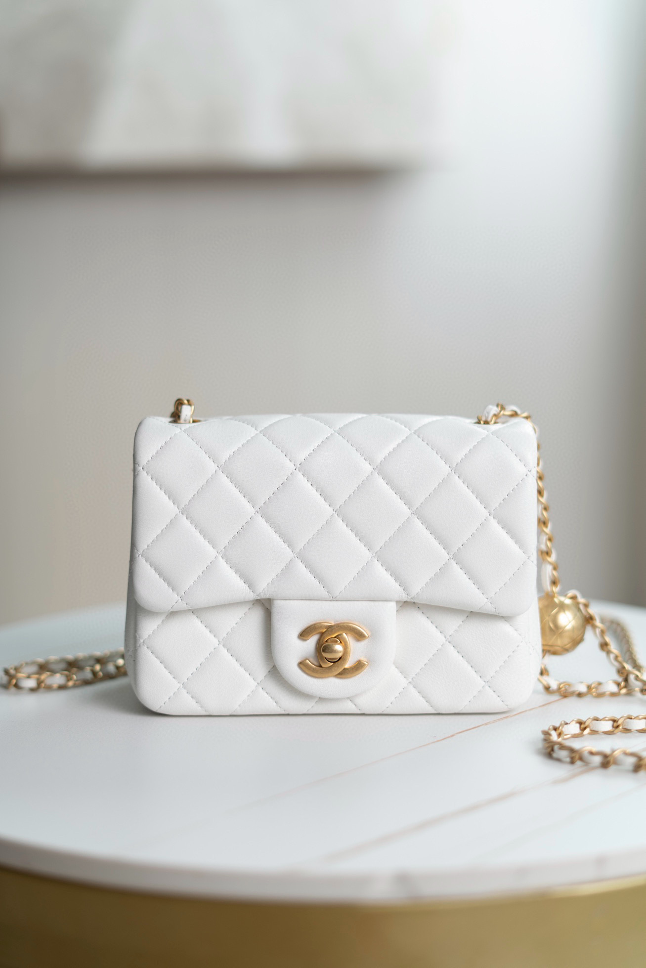 샤넬 Chanel Mini Flap Bag AS1786 White 18cm