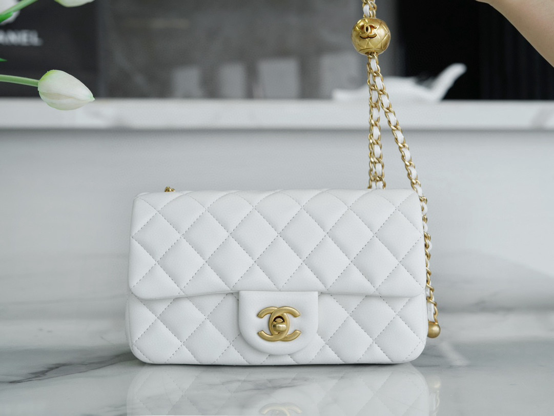 샤넬 Chanel 23c Mini Flap Bag AS1787 White 20cm