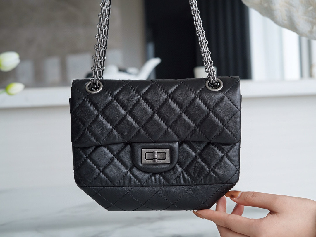 샤넬 Chanel Mini 2.55 Handbag A37585 Black silver 20cm
