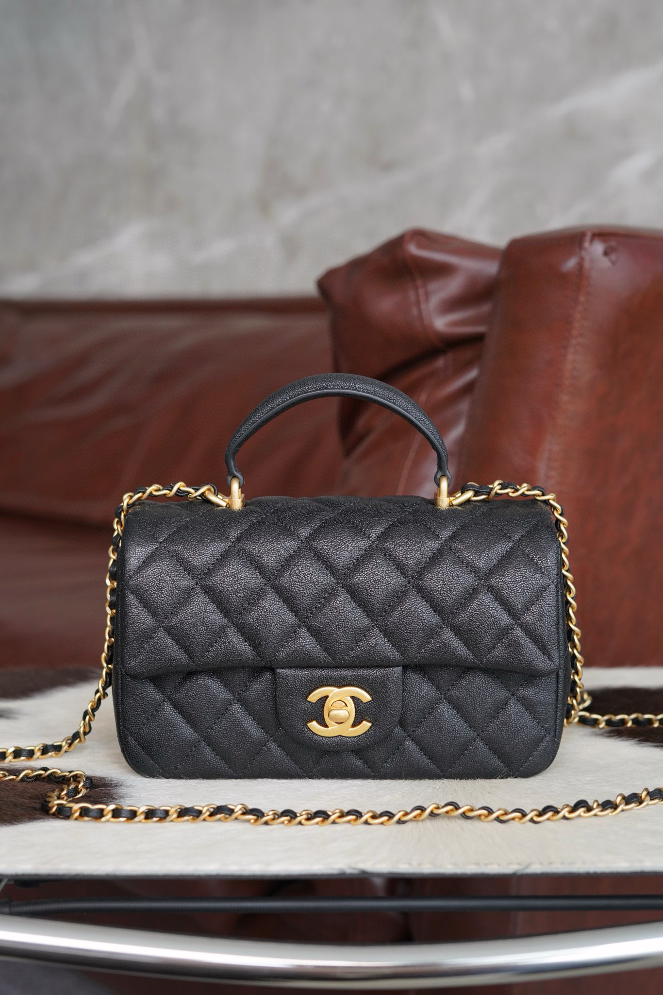 샤넬 Chanel 21s Mini Flap Bag with Top Handle AS2431 Black 20cm