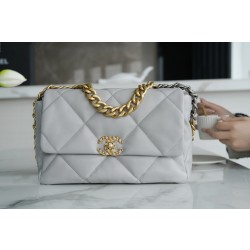 샤넬 Chanel 19 Handbag AS1161 Light grey 30cm