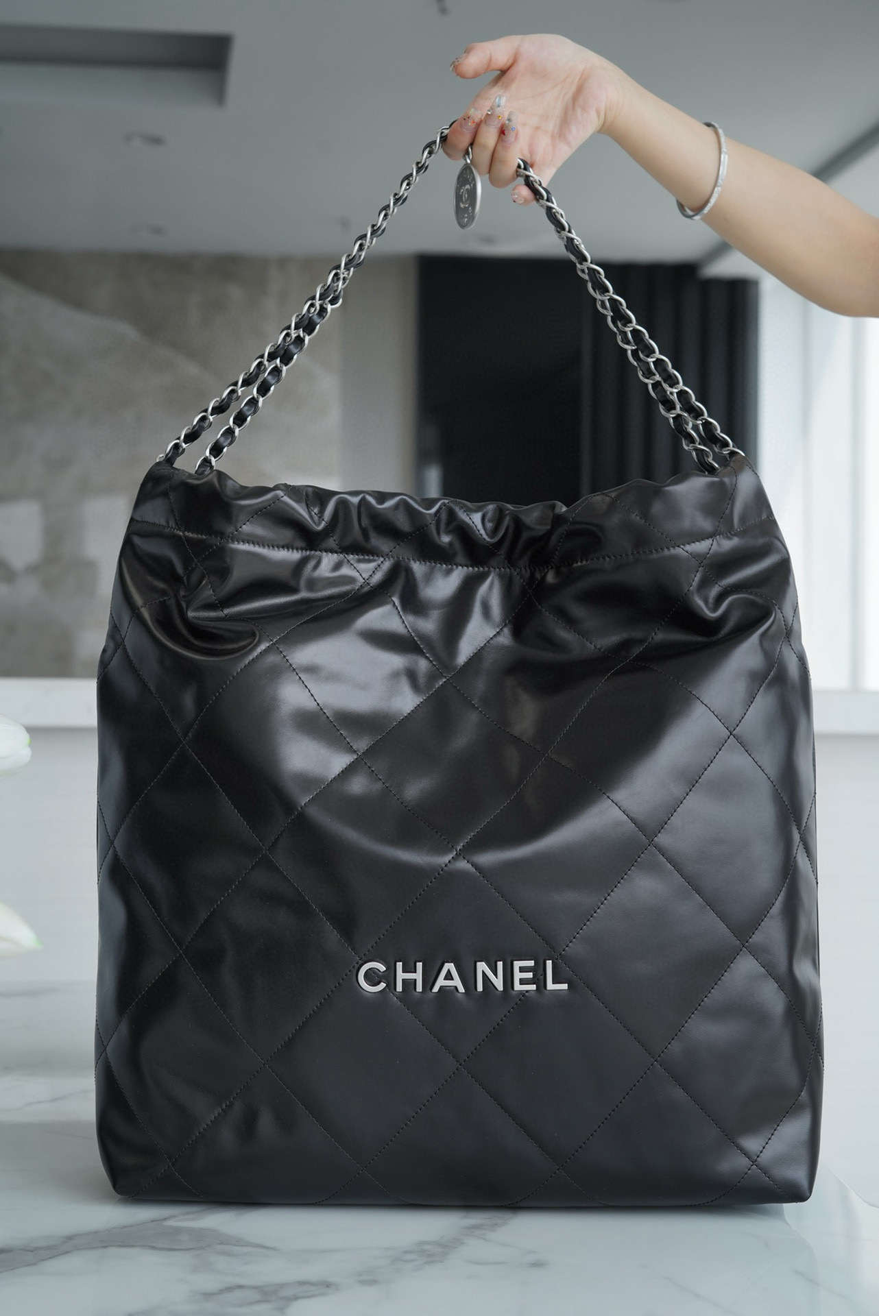 샤넬 Chanel 22P 22Large Handbag AS3262 Black silver 45cm