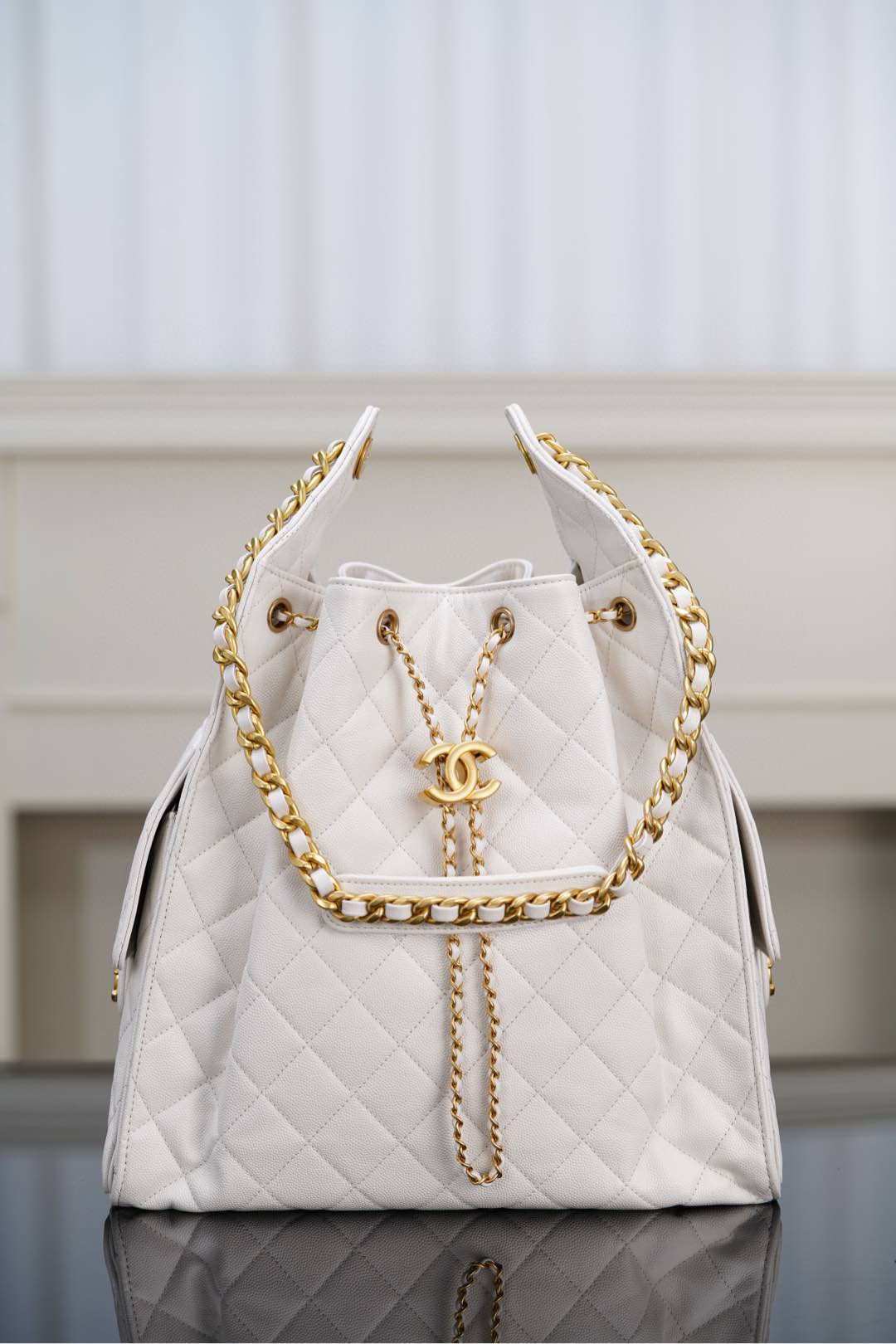 샤넬 Chanel 25s 25Medium Handbag AS5311 White 40cm