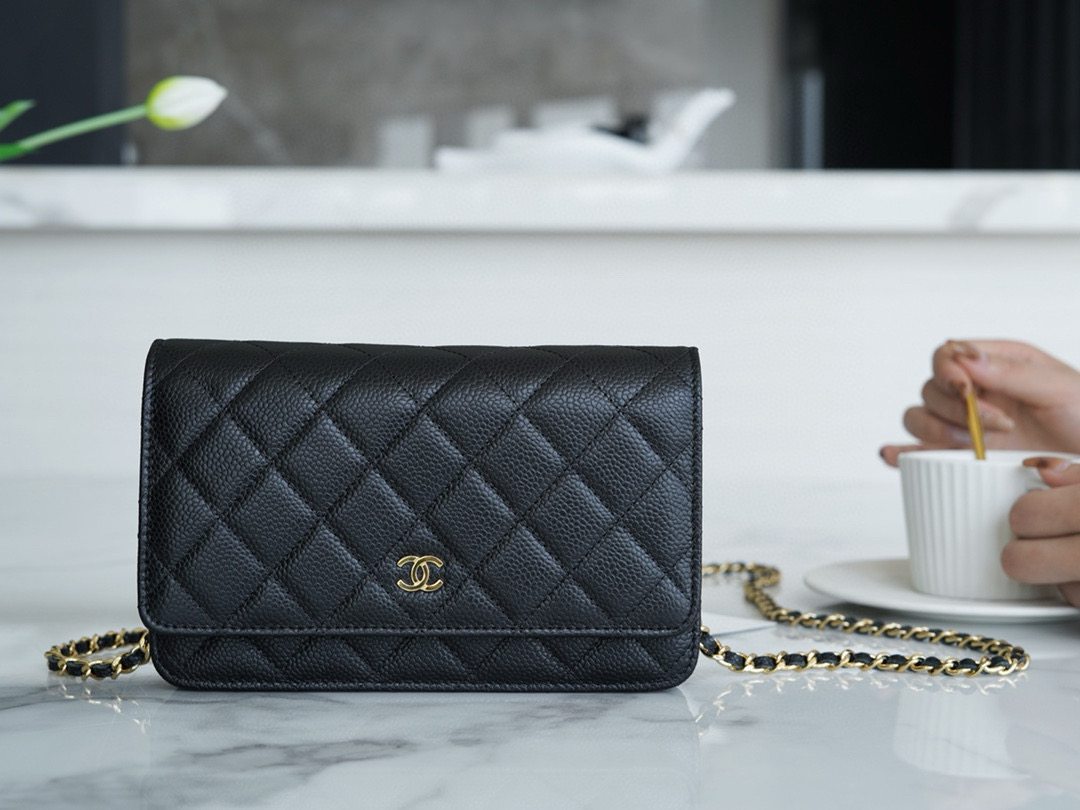 샤넬 Chanel Classic Wallet on Chain AP4241 Black gold 19cm
