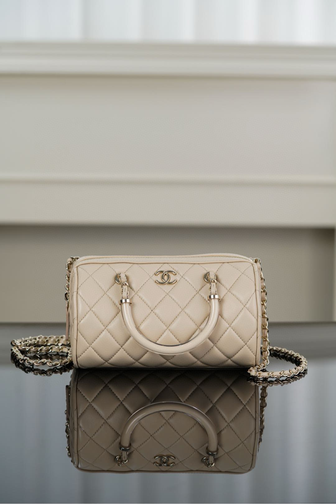 샤넬 Chanel Bowling Bag Apricot 18.5cm