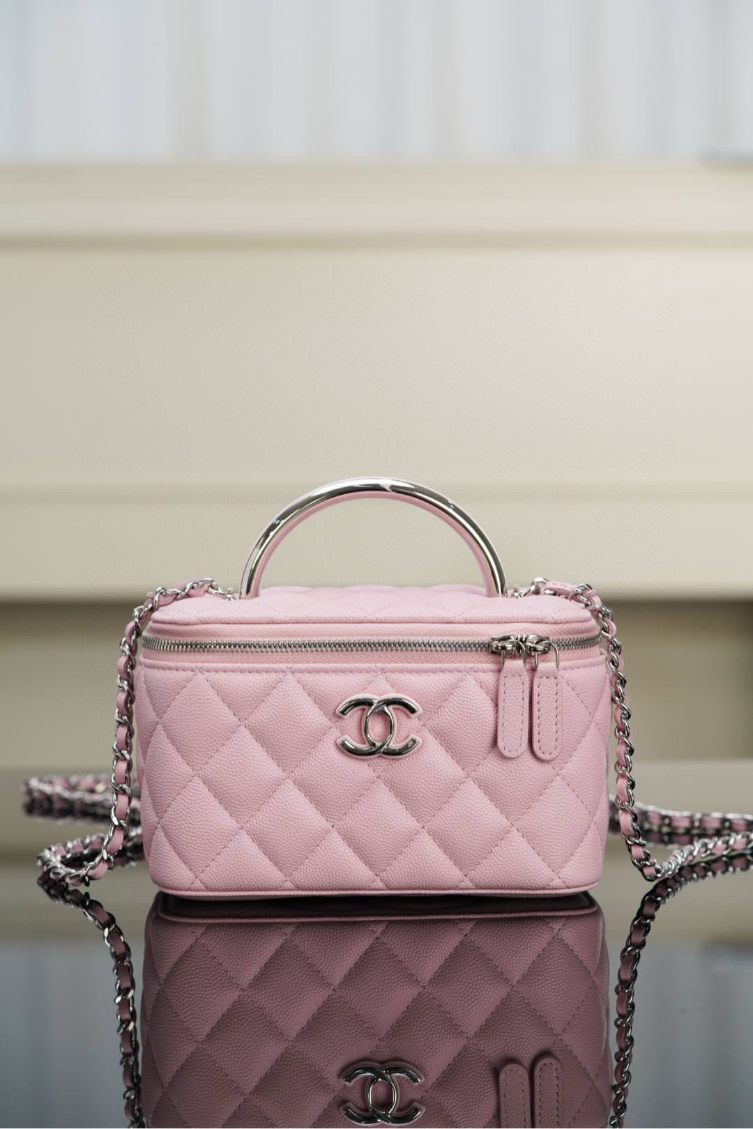 샤넬 Chanel 25P Long Vanity with chain pink 17cm