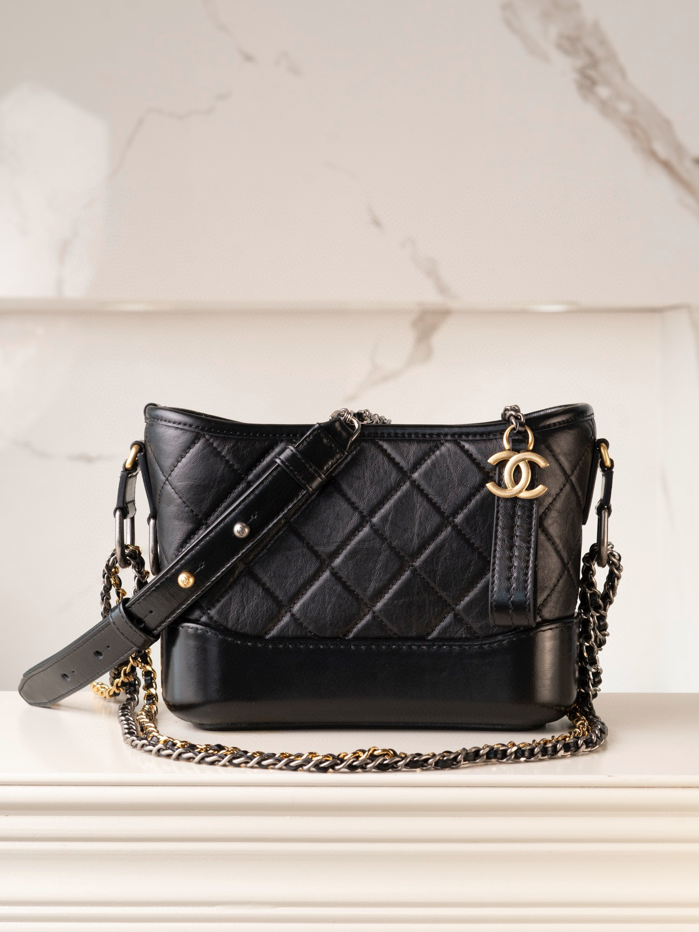 샤넬 Chanel Gabrielle Small Hobo Bag A91810 Black 20cm