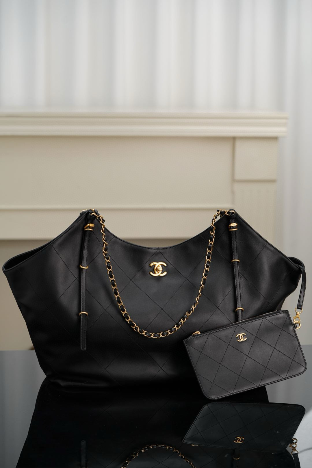 샤넬 Chanel 25S Maxi Shopping Bag Black 59cm
