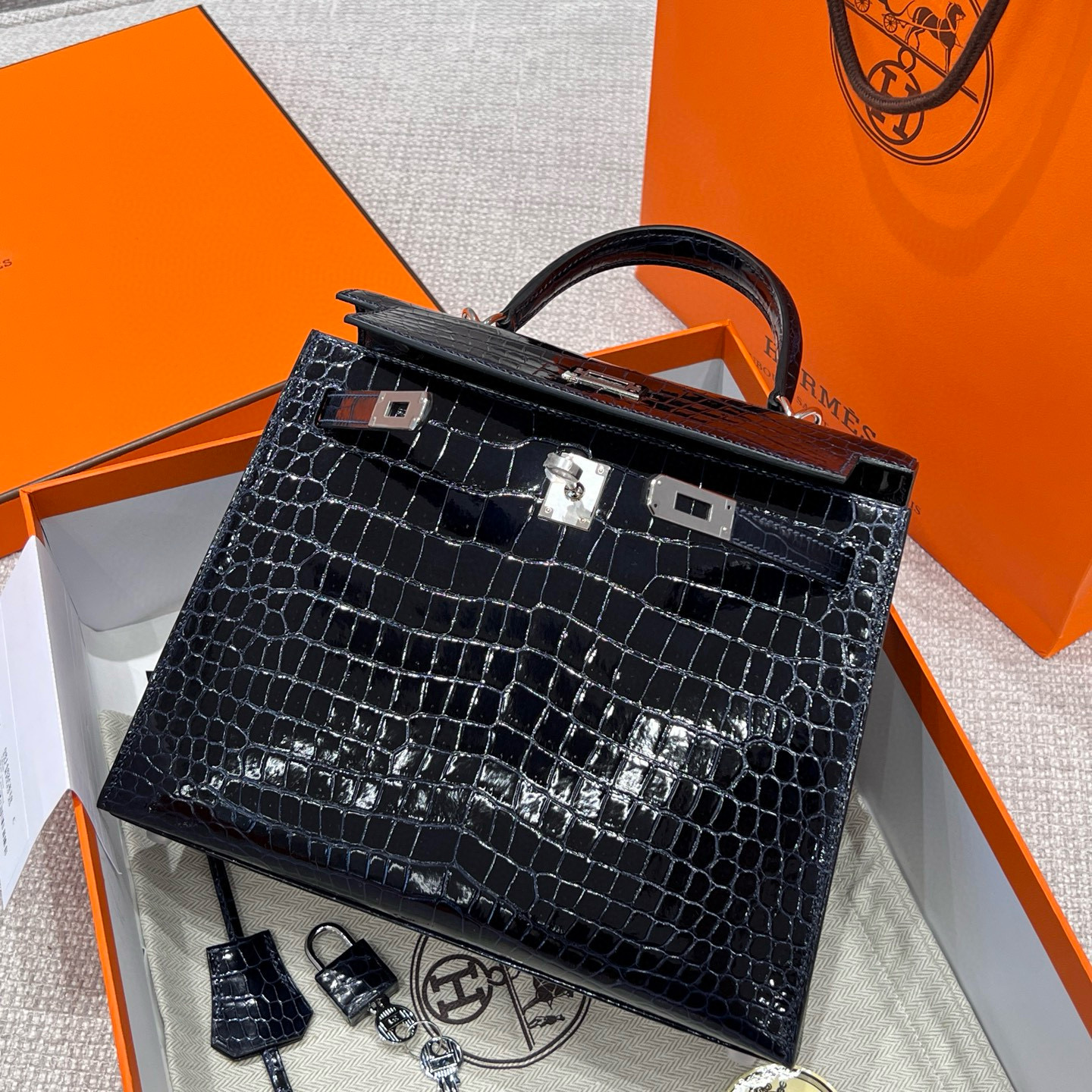 에르메스 Hermes Kelly 25cm France Hcp Porosus crocodile 7A Bleu Thalassa/silver