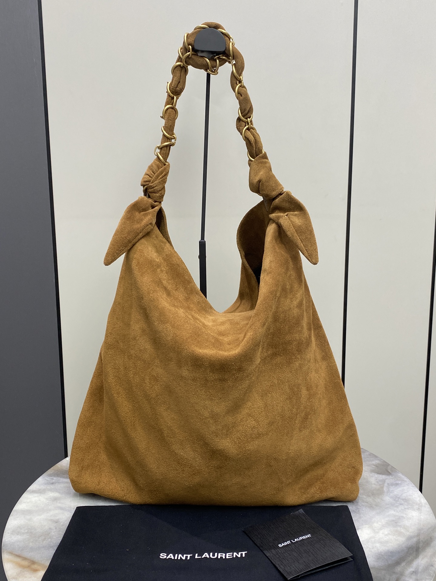 생로랑 Saint laurent/YSL 834750 Amalia in Suede Warm Caramel Cognac