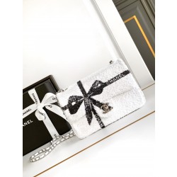 샤넬 Chanel Mini Classic Flap Bag White 20cm