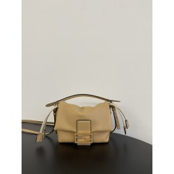 펜디 FENDI 8BS105 Mamma Baguette Nappa Leather Mini Bag Light Pink 16CM