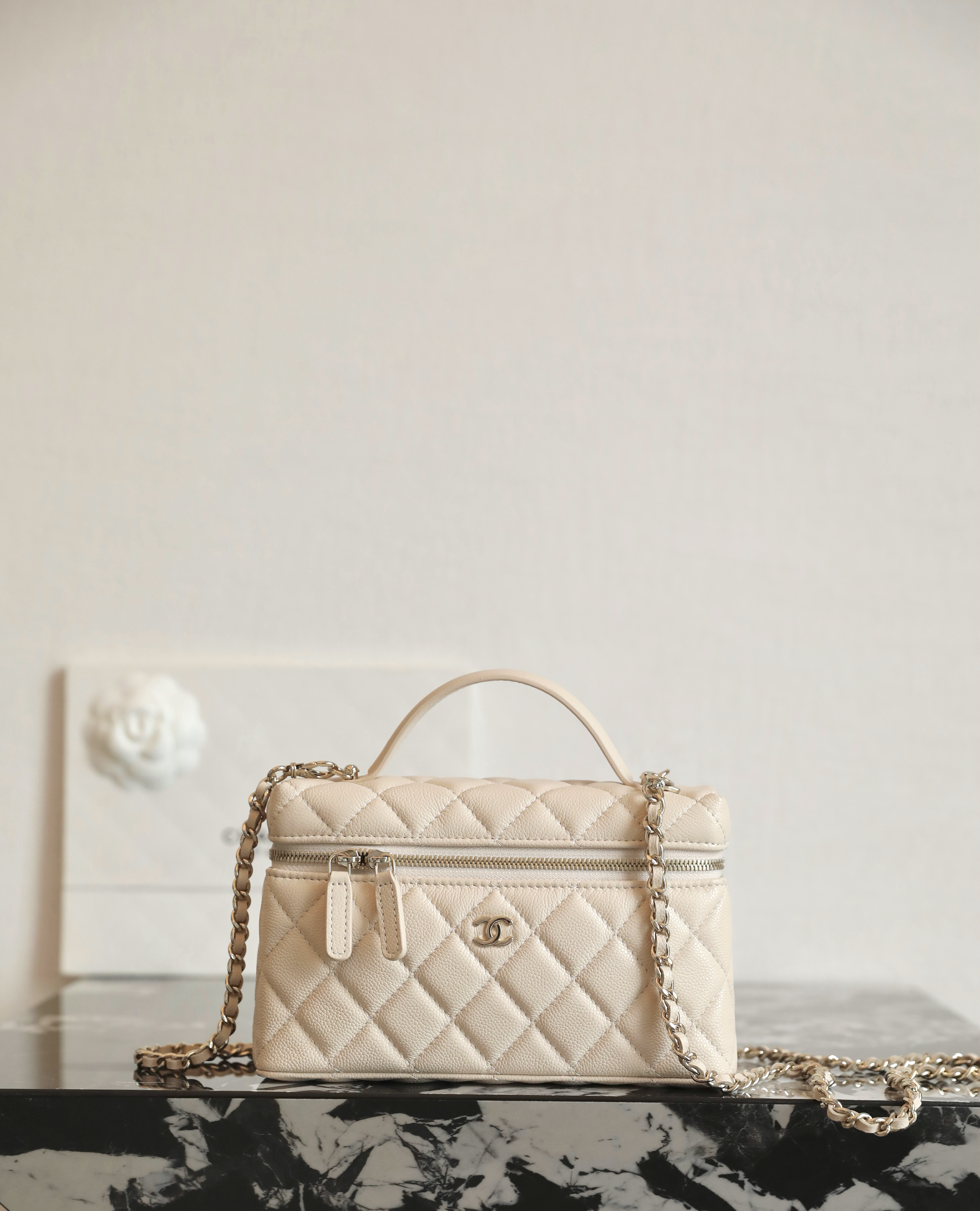 샤넬 Chanel 25p LP Long Vanity with chain C-511 Milky brown 19.5cm